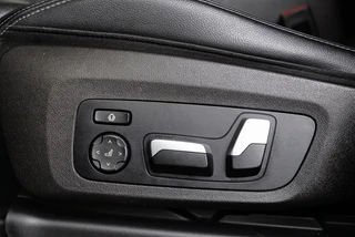 BMW X3 xDrive30e High Executive M Sport Stuur l Panoramadak | Harman Kardon | 360° | Trekhaak | Adaptive Cruise / 26