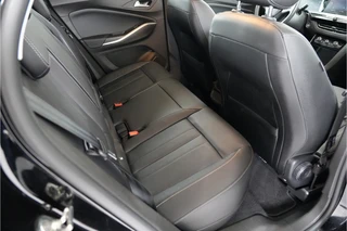 Opel Grandland 1.6 Turbo GS Line 225 pk PHEV  | SOH 100% | Trekhaak | Leder | 360° | Stl. verw./verk. | El. achterklep  | Adaptive Cruise | / 17