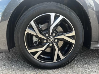 Toyota Yaris 1.5 Hybrid 115 Dynamic LM-VELGEN 16'' APPLE/ANDROID LED NAVI KEYLESS CAMERA CLIMATE PRIVACY GLASS NL-AUTO / 27