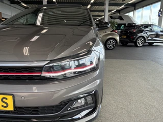 Volkswagen Polo 2.0 TSi 200pk GTi DSG 5-drs  SCHUIFDAK/BEATS/KEYLESS/CAMERA/DODEHOEK/1E EIGENAAR! / 68
