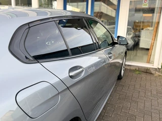 BMW 1 Serie 118i Business Edition M Sport I Carplay I Hifi I Climate contr. / 8
