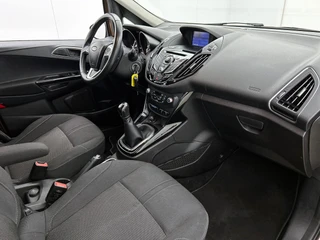 Ford B-MAX 1.0 EcoBoost Titanium Cruise Control | Stoelverwarming | Navigatie | Camera | Trekhaak | NAP / 12