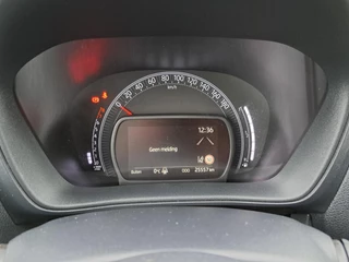 Toyota Aygo X PLAY / 9