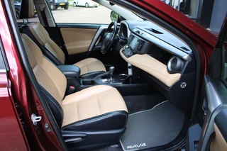 Toyota RAV4 2.5 HYBRID AWD EXECUTIVE Trekhaak / Leder / Schuif/kantel dak / A. klep elctr. / 30