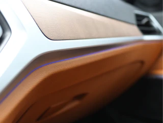 BMW 3 Serie 320i High Executive Edition  | Schuifdak | Leder | Camera | Org. NL / 63