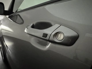 KIA Stonic 1.0 T-GDi MHEV 100pk DCT7 DynamicPlusLine / 11