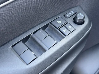 Toyota Yaris 1.5 Hybrid 115 Comfort NIEUW DIRECT UIT VOORRAAD LEVERBAAR / 10