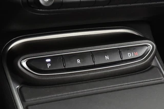 Jeep Avenger 1.2 e-Hybrid Summit Infotainment & Convenience Pack JBL Carplay / 26