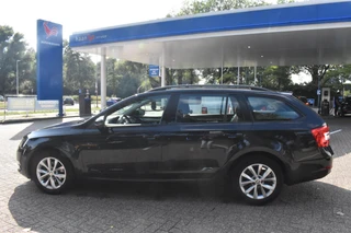 Škoda Octavia Combi 1.0 TSI Greentech Ambition Business / 7