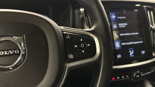 Volvo V60 2.0 B3 Momentum Business ECC NAVI CAMERA CARPLAY LM CRUISE. / 26