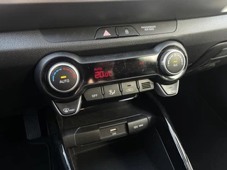 Kia Stonic 1.0 T-GDi MHEV DynamicLine | Virtual | Camera | LED | Climate Control | Cruise Control | Lane Assist | Ex-Demo | / 27