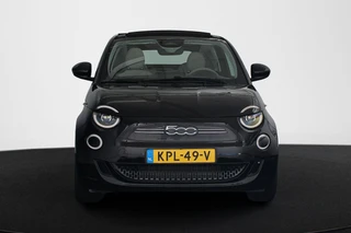 Fiat 500 C La Prima 42 kWh Cabrio Leder Stoelverwarming Achteruitrijcamera 17" / 16