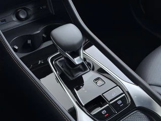 MG HS 1.5 TGDI Luxury PHEV PLUG-IN HYBRIDE | 272PK NIEUWE AUTO | >1.000 KM TOTAAL BEREIK | 1E REGISTRATIE 03-2026 | 360° CAMERA | ELEKTRISCHE ACHTERKLEP | 7 JAAR MG GARANTIE T/M 2033 | APPLE CARPLAY | ANDROID AUTO | STOELVERWARMING | FULL LED | ELEKTRISCHE STOELEN / 37
