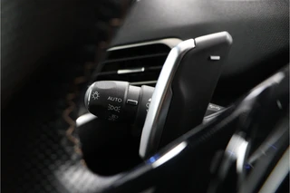 Peugeot 5008 1.2 PureTech Active Pack Business  GT - Trekhaak - All Seasonbanden - Schuif/kantel dak - Virena zekerheidspakket €895 / 55