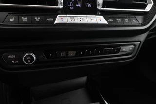 BMW 2 Serie Gran Coupé 218i High Executive  Automaat, M-sport, Leer, Digitaal Dash / 31