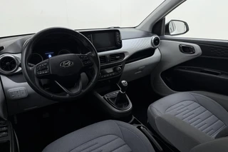 Hyundai i10 1.0 Premium | Camera | Parkeersensoren | Climate control | Weinig kilometers | Cruise control | DAB Radio / 17