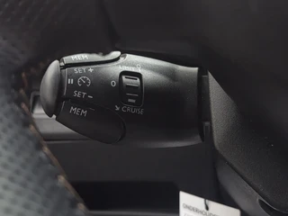 Peugeot 3008 1.2 PureTech GT Line | Apple-Android | Trekhaak | Dealeronderhouden / 16