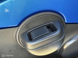 Peugeot 107 1.0 Active AUTOMAAT AIRCO AUX/USB 1E EIGENAAR / 15