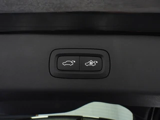 Lynk & Co 01 1.5 PHEV BlackEdition NAVI/360CAM/SCHUIFDAK/LED/20"LMV! / 36