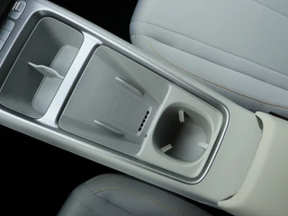 BYD DOLPHIN G 1.5L DM-i Boost BYD Dealer | Plug-in | Private Lease 515,- p.m | / 42
