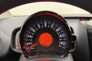 Citroen C1 1.0 VTi Feel | Airco | Apple Carplay/Android Auto | Parkeersensoren | Touchscreen | 5-Deuren | Zuinig / 25
