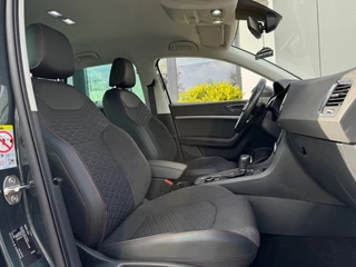 Seat Ateca 1.5 TSI FR Business Intense * Stoel + Stuur verwarming * Camera * Trekhaak / 24
