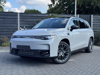 Leapmotor C10 Design REEV 28.4 kWh 218PK Automaat Navigatie, Camera 360, Lichtmetalen velgen, Elektrische Achterklep, Kunstlederen bekleding, Stoel Verwarming & Ventilatie