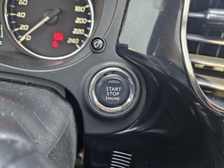 Mitsubishi Outlander 2.0 Instyle AUTOMAAT AIRCO NAVI CAMERA TEL / 29