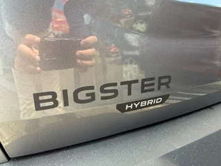 Dacia Bigster 1.8 Hybrid 155 Launch Edition *Schuif-/Kanteldak* / 45