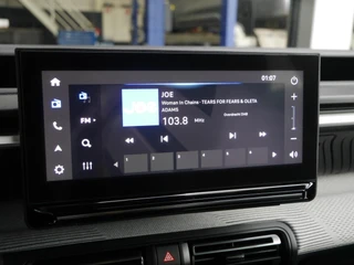 Citroen C3 1.2 Turbo 100pk Max | Uit voorraad leverbaar | Zwart dak | Stoelverwarming | Stuurverwarming | Camera | Lichtmetalen velgen | Apple Carplay / 20