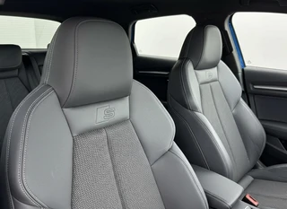 Audi A3 Sportback 45 TFSI e S edition Competition S-LINE - SOH 99% / 18