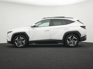 Hyundai Tucson 1.6 T-GDI PHEV Comfort Smart Panoramadak | Trekhaak | Navigatie | Camera / 7