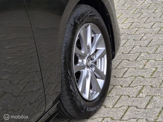 MAZDA 3 2.0 E-SKYACTIV-X M HYBRID 180 COMFORT MET BOSE AUTOMAAT/KEYLESS/LED/CAMERA/STOEL-STUURVERWARMING/HEAD-UP/ADAPTIVE CRUISE / 17