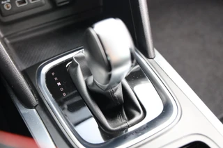 Renault Megane Estate 1.6 E-Tech Plug-In Hybrid 160 Intens|Camera|HUD|Keyless|Dodehoek assistentie / 31
