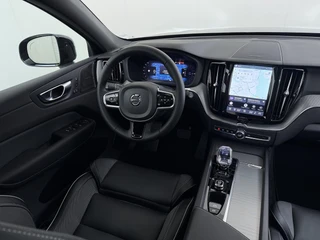 Volvo XC60 2.0 T6 Plug-in hybrid AWD Plus Dark / 29