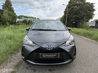 Toyota Yaris 1.5 Hybrid Dynamic / Invalide Auto / Cam / Navi / 32