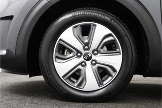Kia Niro 1.6 GDi Hybrid DynamicLine  - Trekhaak - Cruise Control - Airco - - Virena zekerheidspakket €895 / 16
