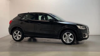 Audi Q2 30 TFSI Epic Navigatie LED Climate Control Parkeersensoren / 12