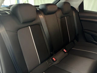 Audi A1 Sportback 25 TFSI Pro Line | Apple/Android | Parkeersensoren | Cruise Control / 10