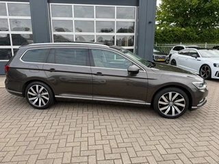 Volkswagen Passat Variant 1.4 TSI ACT Highline Business R / Pano / Massage / Camera / Sportleder / Trekhaak / Zeer mooie auto ! / 8