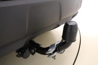Peugeot 3008 1.2 PureTech GT  Trekhaak | Stoelverwarming Voor | Adaptief Cruise Control | Dodehoek Detectie | Lendensteun | Parkeer Sensoren rondom | / 4