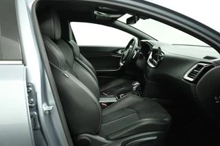 Kia ProCeed 1.5 T-GDi GT-Line AUTOMAAT  - Stoel/Stuur verwarming - Apple Carplay/Android Auto - Achteruitrij camera - Adaptieve cruise control - Navigatie - Fabrieksgarantie t/m 25-11-2031 / 34