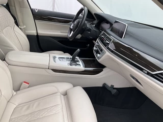 BMW 7 Serie 730d xDrive ACC Pano Softclose 4wielsturing High Executive HUD / 52