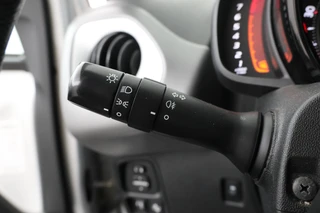 Toyota Aygo 1.0 VVT-i x-play  5 Deurs, Camera, / 19