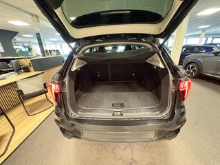 Lynk & Co 01 1.5 / pano / navi / camera / Infinity / memory / elec klep / Apple Android carplay / 36