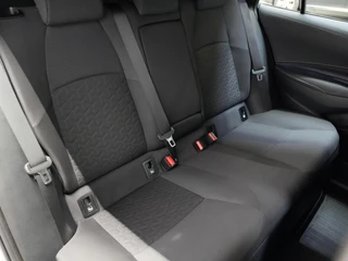 Toyota Corolla 1.8 Hybrid First Edition ✅Stoel&Stuurverw.✅Adapt Cruise✅Clima✅Camera✅Navi✅Two Tone✅ / 8