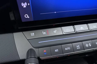 Opel Astra 1.6 Hybrid GS Line 180pk | Automaat | Full Options | Lederen Bekleding | LED Matrix | Trekhaak | Stoelverwarming-verkoeling | 18" Lichtmetalen Velgen | Panoramadak / 32