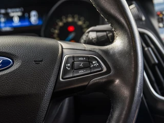 Ford Focus Wagon 1.0 Titanium Edition Xenon | Keyless | Navi | Camera | Stoel+stuurverwarming | Cruise control | PDC v+a / 8