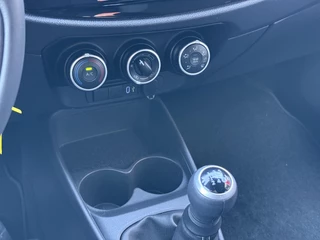 Toyota Aygo X PLAY APPLE/ANDROID LICHTMETALEN VELGEN AD-CRUISE CAMERA NL-AUTO DAB+ / 11