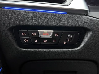 BMW 3-serie 320i Executive M sport | Automaat | Cruise control | CarPlay | Camera | Parkeersensoren / 26